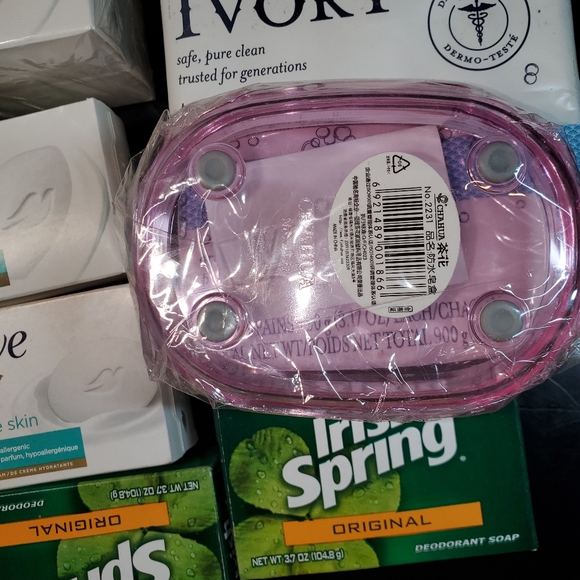 16 bars unopened soap, 10  IVORY, 4  Dove, 2  Irish Spring+ 1 new soap box - Picture 7 of 8